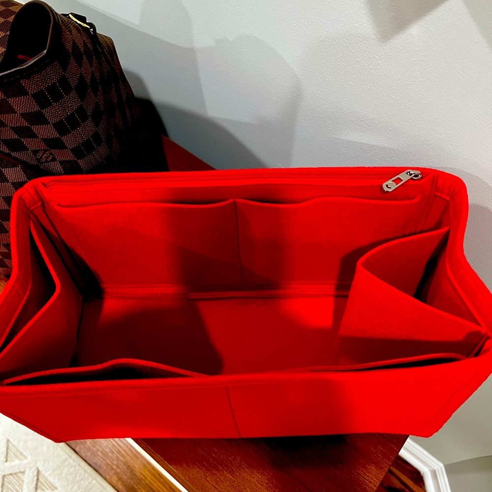 Louis Vuitton Neverfull tote organizer size GM